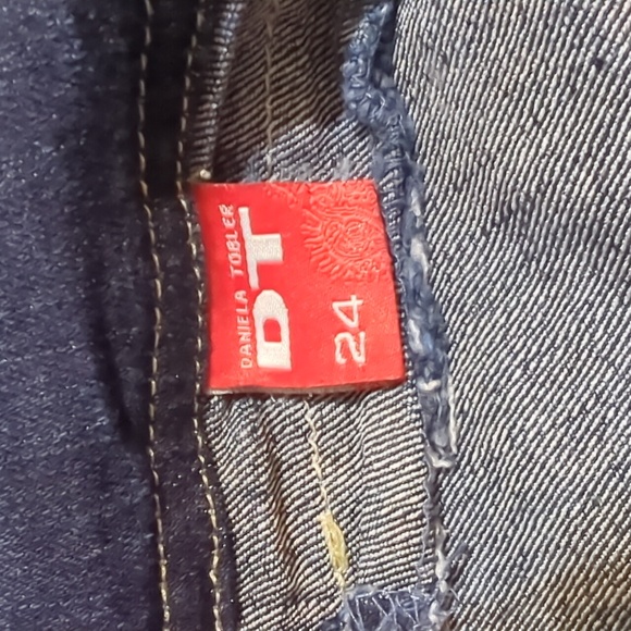 Daniela Tobler Low Rise Dark Wash Jeans, Size 24 - Picture 6 of 8